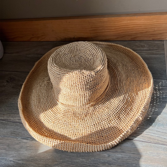 San Arcide Women's Raffia Hat Magnolia - Picture 2 of 5